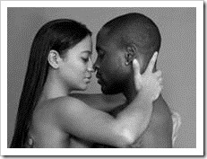 couple-embracing